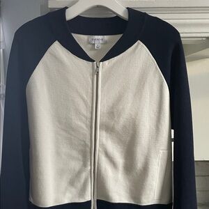 Evereve Women's Navy and White Jacket